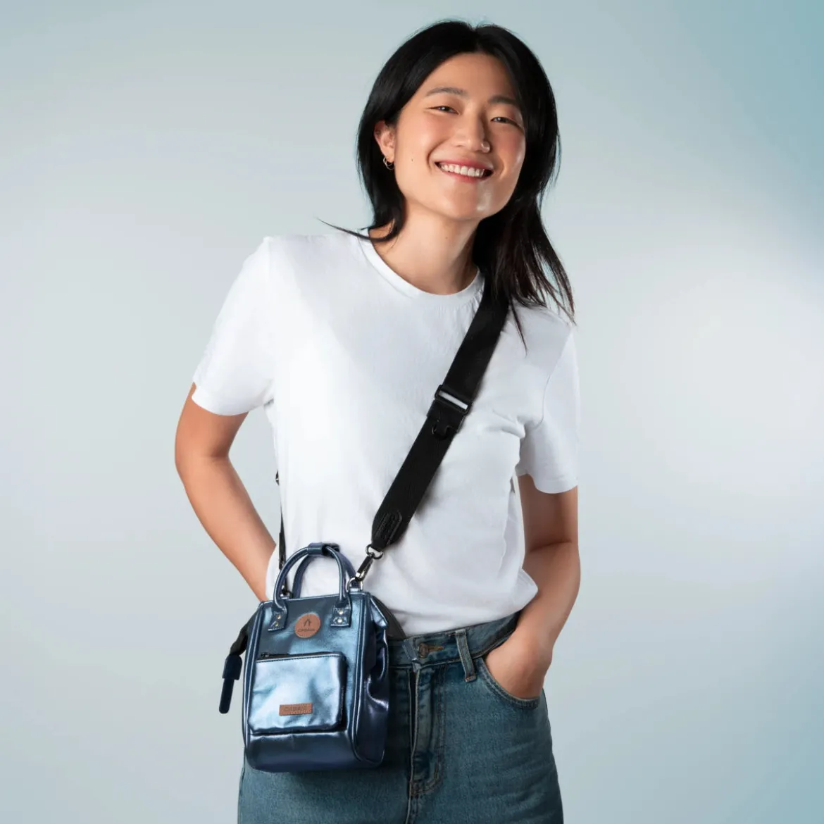 Adventurer Umhängetasche Nano Larissa